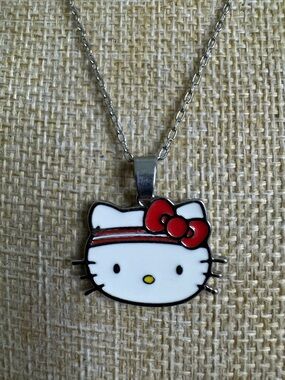 Hello Kitty White Enamel  Necklace 16-18”